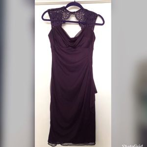 SALE 🔮Plum Colored Lace Cap Sleeved Dress